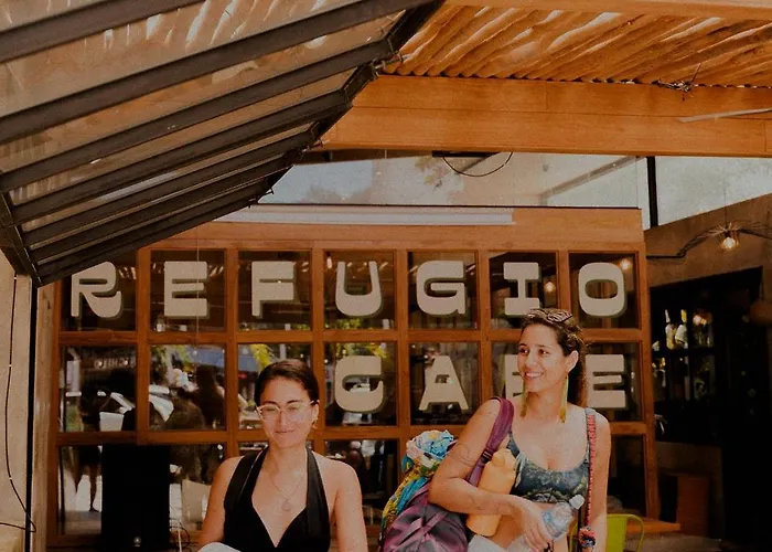 Refugio Surf Bed & Breakfast